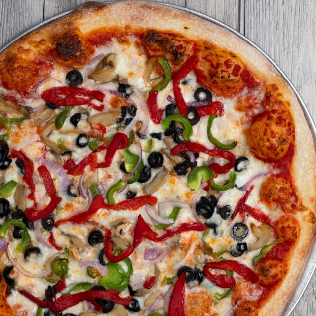 The Vegan Nana's Favorite 14" Pizza.