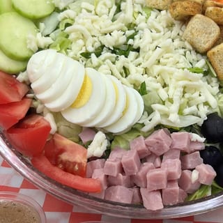 Build Your Own Salad (Family)